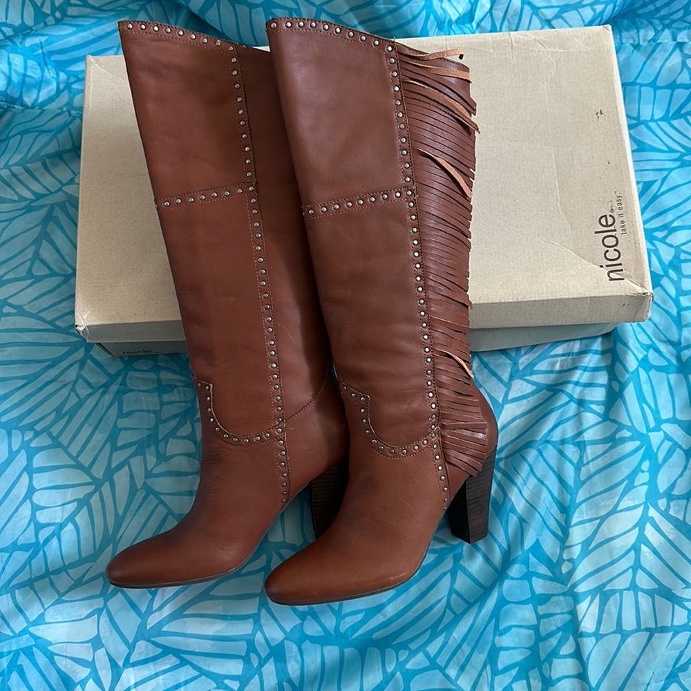 Ageless rust brown Western fringed boots  size 7 brand new in box